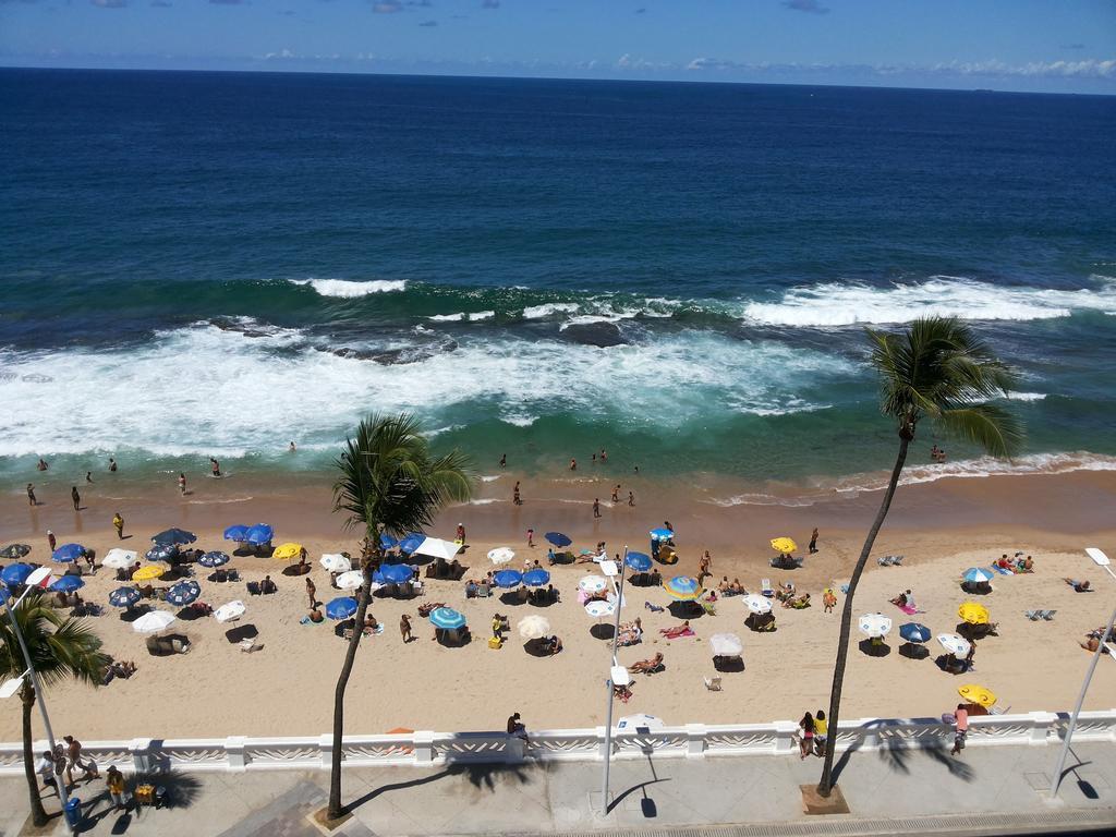 Flat Na Avenida Oceanica Apartamento Salvador